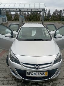 Opel Astra Tourér - 3