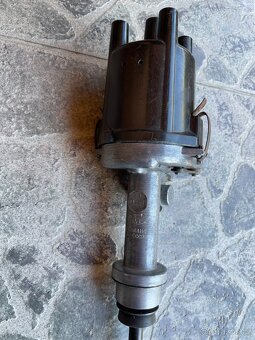 Rozdělovač asi na automobil žiguli, vaz, lada... - 3