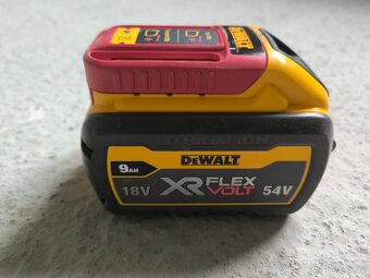 Aku drážkovací fréza DeWALT - 3