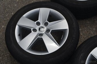 Š.Octavia III+IV- Zánovní 16 orig. Alu disky+ 205/55R16 letn - 3