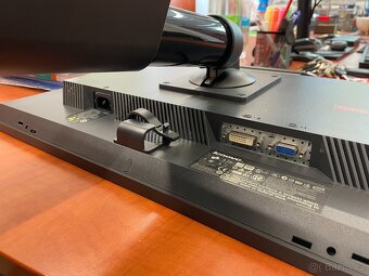 Monitor Lenovo ThinkVision L2240pwD 22" - 3