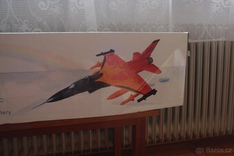 F-16 RC model - 3