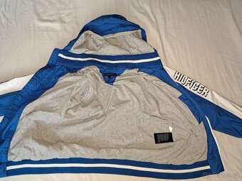 Tommy Hilfiger lehounká jarní bunda 140 - 3