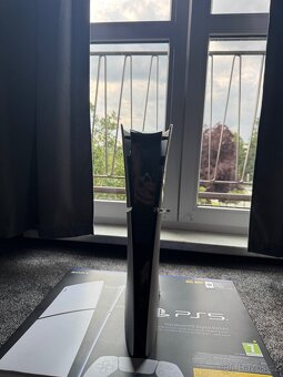 PlayStation 5 Slim Digital Edition - 3