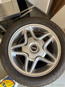 Prodám originální kola mini Cooper 4x100 zimní pneu - 3