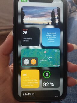 Nabízím iPhone xr - 3