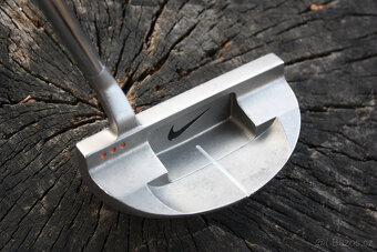 PUTTER značky NIKE - VELMI PĚKNÝ STAV - 3