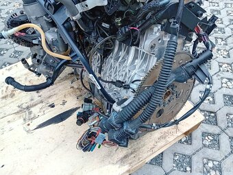 Motor 3,0D X-Drive 306D3 173kw z BMW X5 E70 - 3
