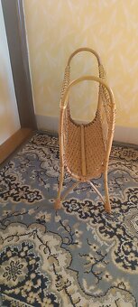 Ručně pletený retro stojan na časopisy / noviny - 3