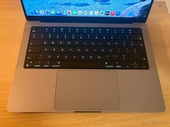 Apple MacBook Pro 14" 2021, M1 Pro 8-core 16GB/512GB - 3
