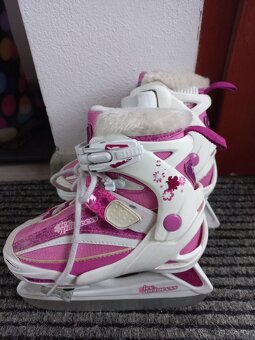 Dívčí lední brusle - 3