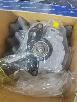 Vákuové čerpadlo Pierburg nové Octavia 2 - 3