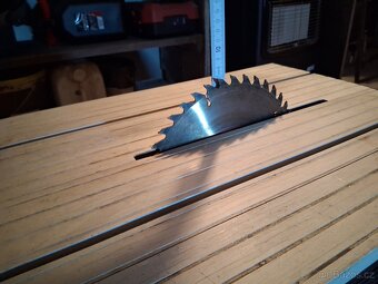 Stolní pila 800 Kč - 3