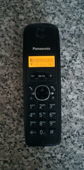 2x bezdrátový telefon Panasonic - 3