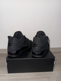 Jordan 4 Black Cat 2025 - 3