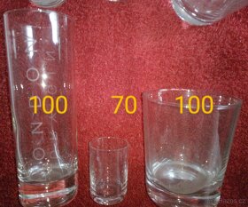 ŠROUBY, SKLO, DEŠTNÍK - 3