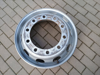 zachovalé disky 22,5x9 - 3