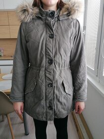 Dívčí / dámská zimní bunda / kabát vel. 40 - 3
