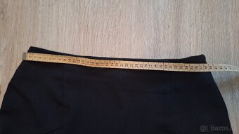Černá áčková sukně Asos - 3
