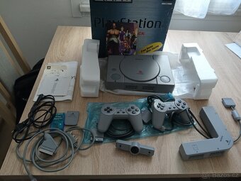 PlayStation 1 Fat - 3
