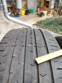 2x Letní pneumatiky 205/55 R16 Continental 5mm - 3
