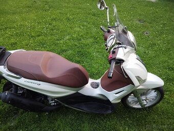 Piaggio Beverly 300 ABS, ČR - 3
