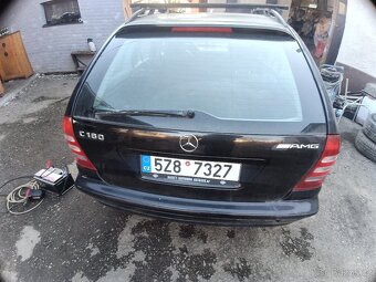 Mercedes Benz C180 - 3