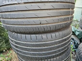 Letní pneu 205/65 R16C Continental. - 3
