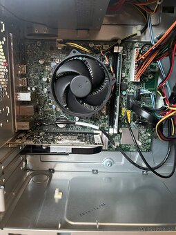Acer Aspire TC-780 i5 7400/ 8GB RAM / 256 GB SSD / GTX 745 - 3