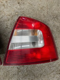 Zadní světla ŠKODA OCTAVIA II FL LIFTBACK - 3