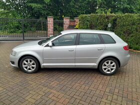 Audi A3 2.0TDI 103kw 2009 253Tkm serviska Alu 17" top sta - 3
