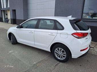 HYUNDAI i30 1.5i-benzin COMFORT r.22 1.majiteli PLNÝSERVIS - 3