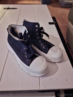 Boty - 3