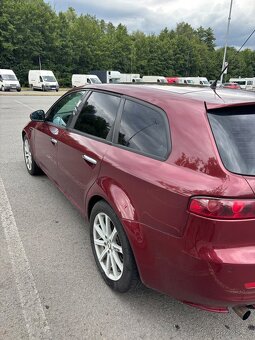 Alfa Romeo 159 1.9jtd 110kw - 3