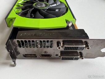 Grafická karta GeForce GTX970 - 3