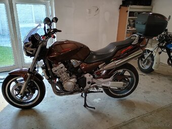 Honda Hornet 900 + nový kufr. Top stav - 3