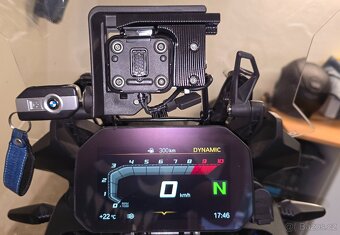 Navigaci Garmin Zümo XT 2 v uprave pro montáž BMW - 3
