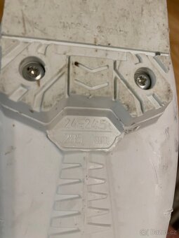 Dívčí lyžáky Nordica Speedmachine j3 24-24.5 (cca EU 38) - 3