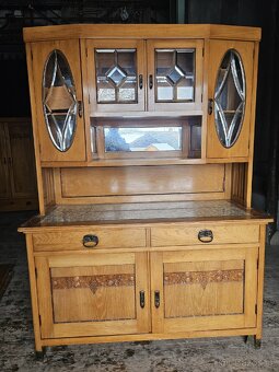 Starožitný nábytek - 3