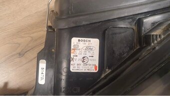 Přední světlo Ford Cougar - 3