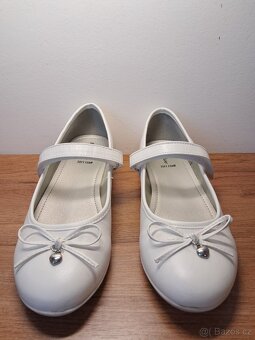Dětské baleríny, s.Oliver, bílé s páskem, vel. 38 - 3