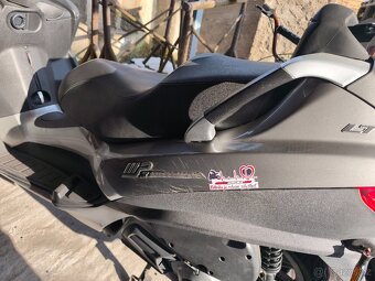 Piaggio MP3 RL 300 LT - 3