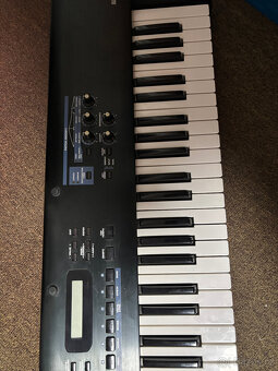 Roland Juno D - 3