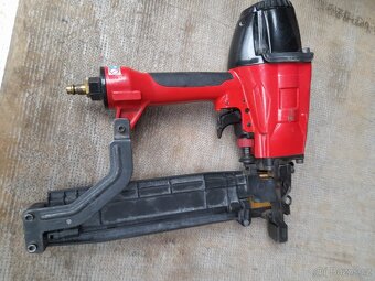 Prodám sponkovačku AZ-Profi - Rigistabil, OSB atd. - 3