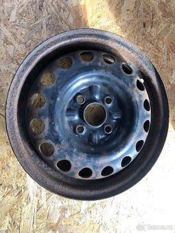 Sada plechových disků Toyota Aygo - 3