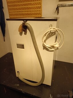 Prodám vrchem plněnou pračku mini Romo R 190 - 3
