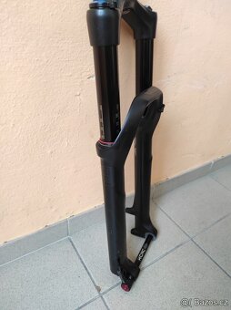 Vzduchové vidlice pro kola 27.5"-29" pevná osoba 15. - 3