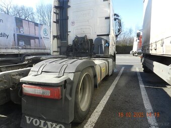 Prodám Tahač Volvo FH 460 Lowdeck r.v 5/2016 najeto 816000Km - 3