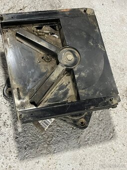 otočná konzole přední sedačky Vw t4 - 3