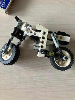 Stará motorka lego - 3
